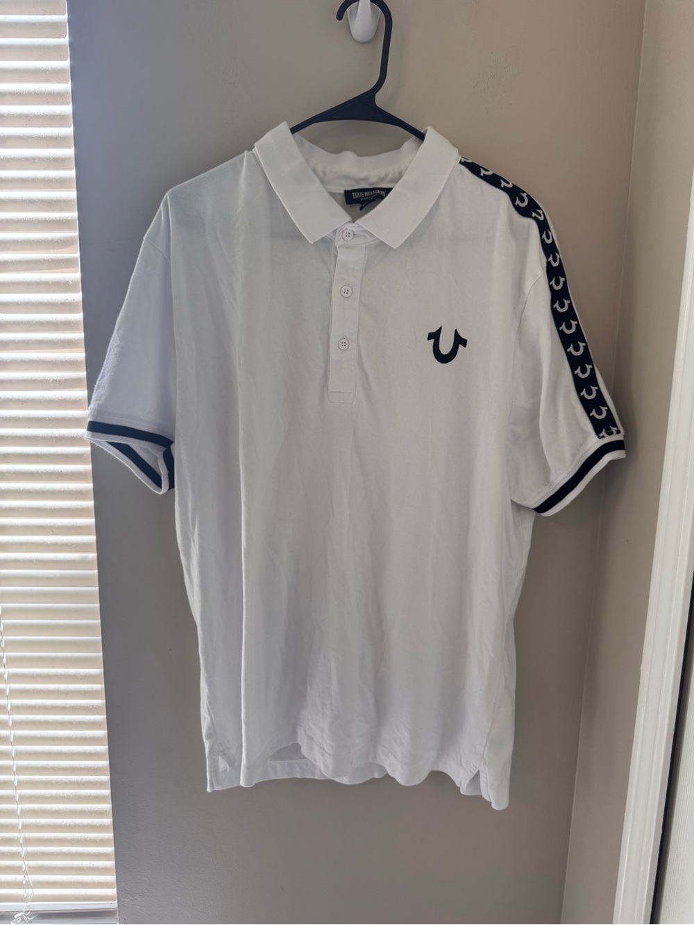 True Religion TR Logo Trim Relaxed Polo Shirt White Horseshoe Tape Top Men Large